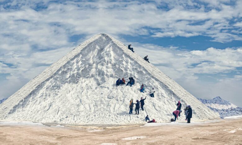 Нереальні "сніжні" гори Єгипту стають туристичним хітом