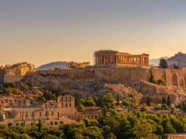 У Грецію з Британії після 17 років судових суперечок повернуться сотні давніх артефактів